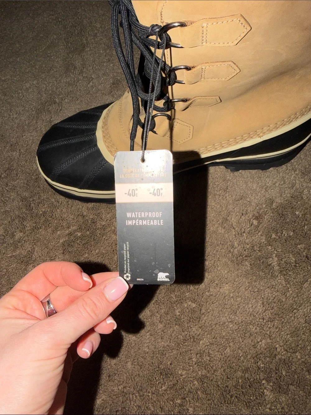 NWT | Sorel Tan and Black Waterproof Lace-Up Winter Boot